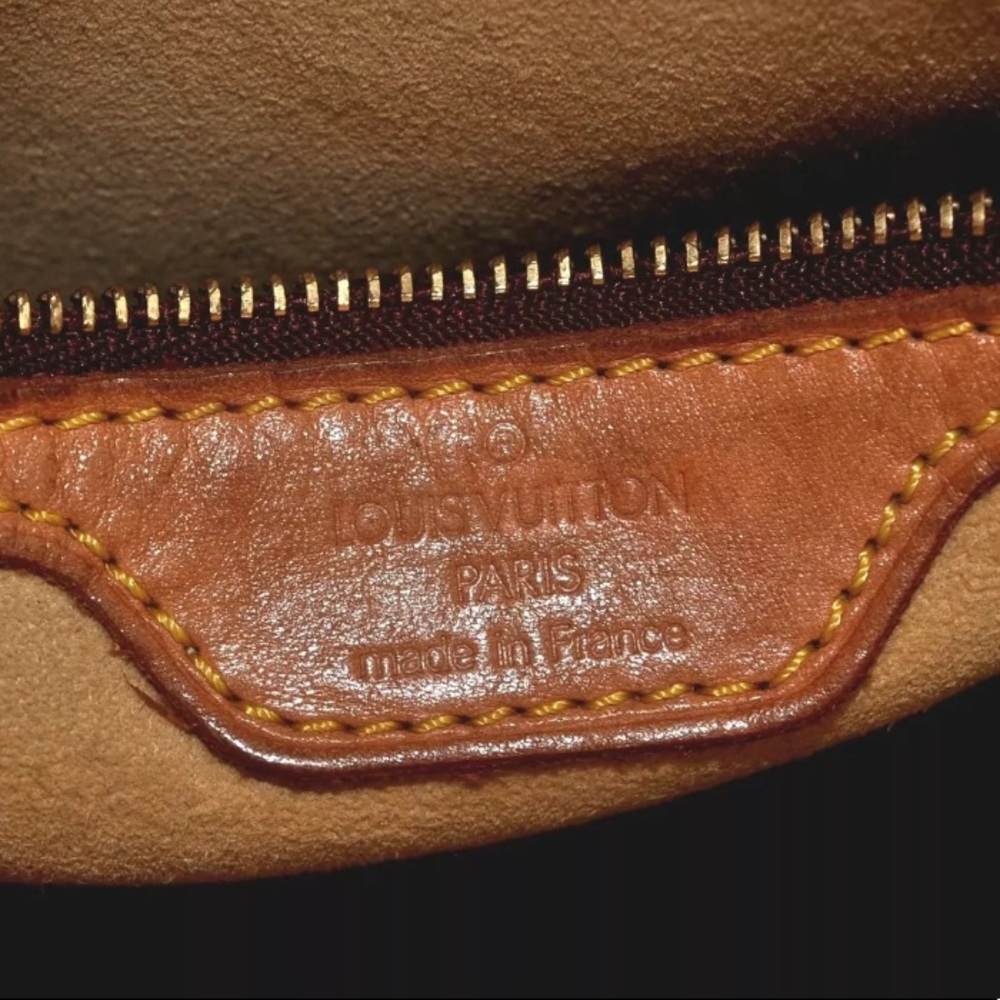 Louis Vuitton vintage shoulder bag - Picture 7 of 12